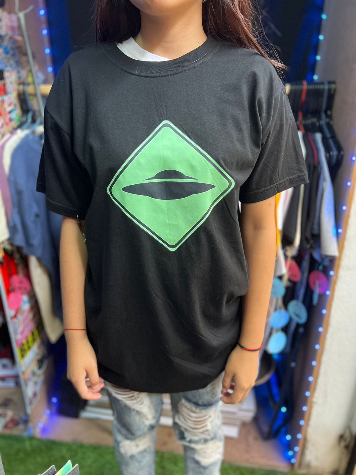 Playera “Alien Logo B”