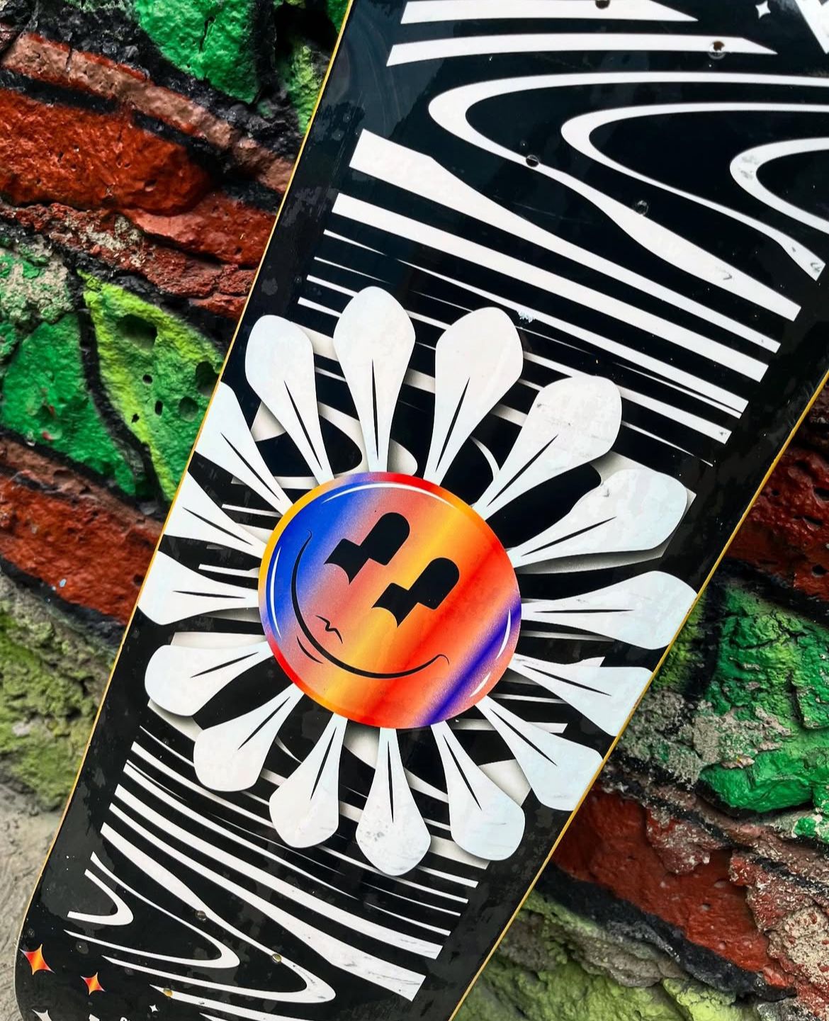 Tabla TOOL 8.5 ¨LIFE SKATE CORE¨