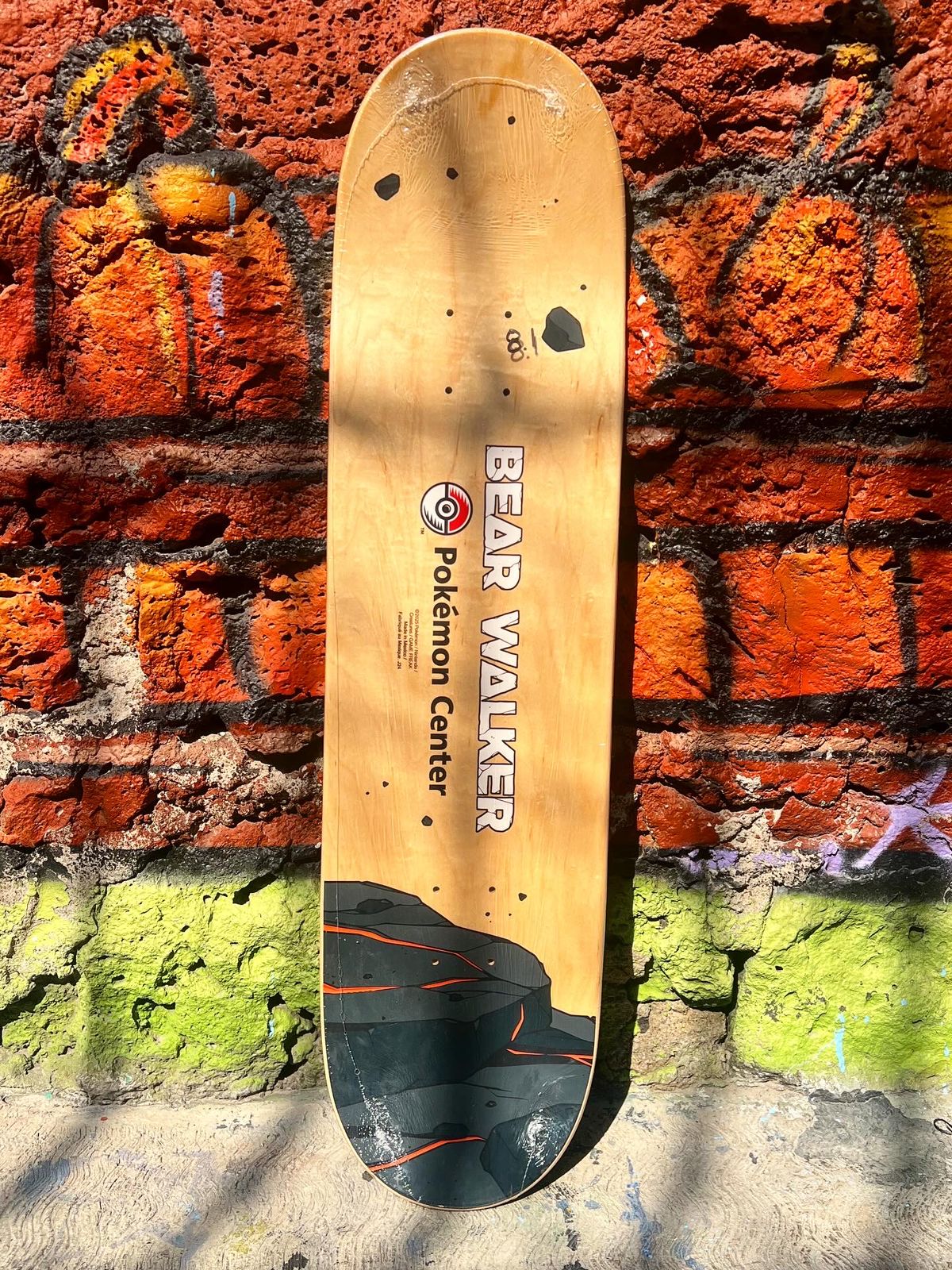 BEAR WALKER x POKEMON EVEE EVOLUTIONS 8.1"