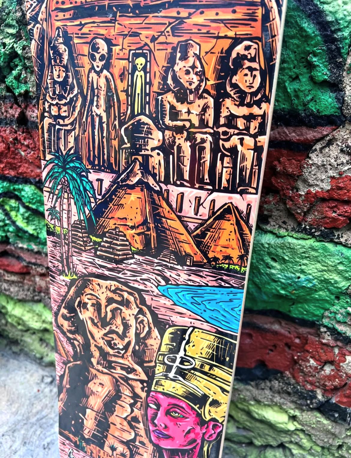 Toxina Pirámides 8.25"