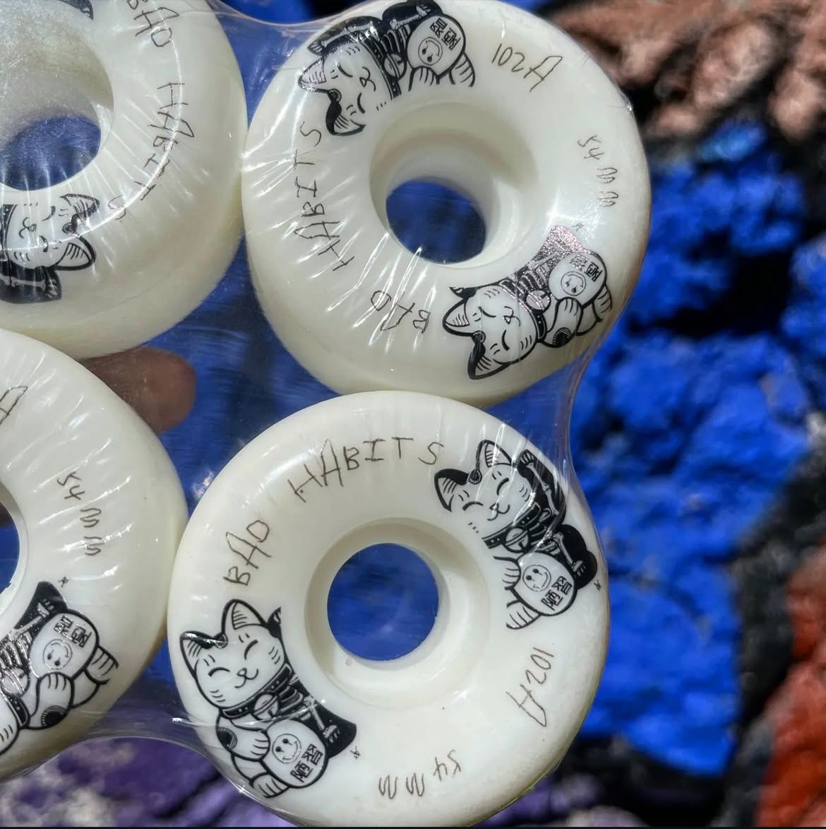 Ruedas BAD HABITS ¨LUCKY CAT 54mm¨