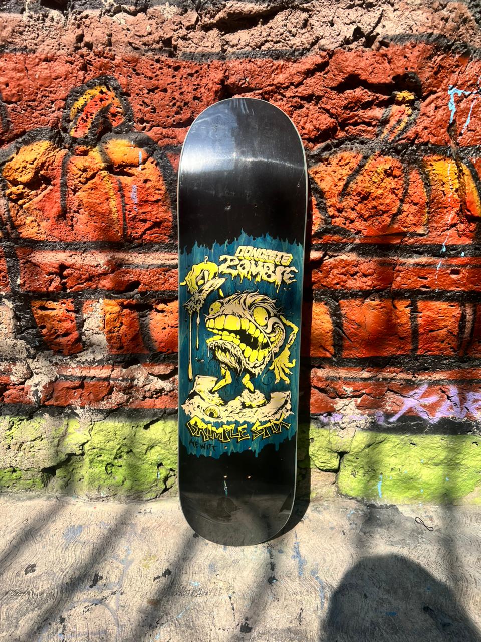 ANTIHERO Peter Hewitt 8.2"